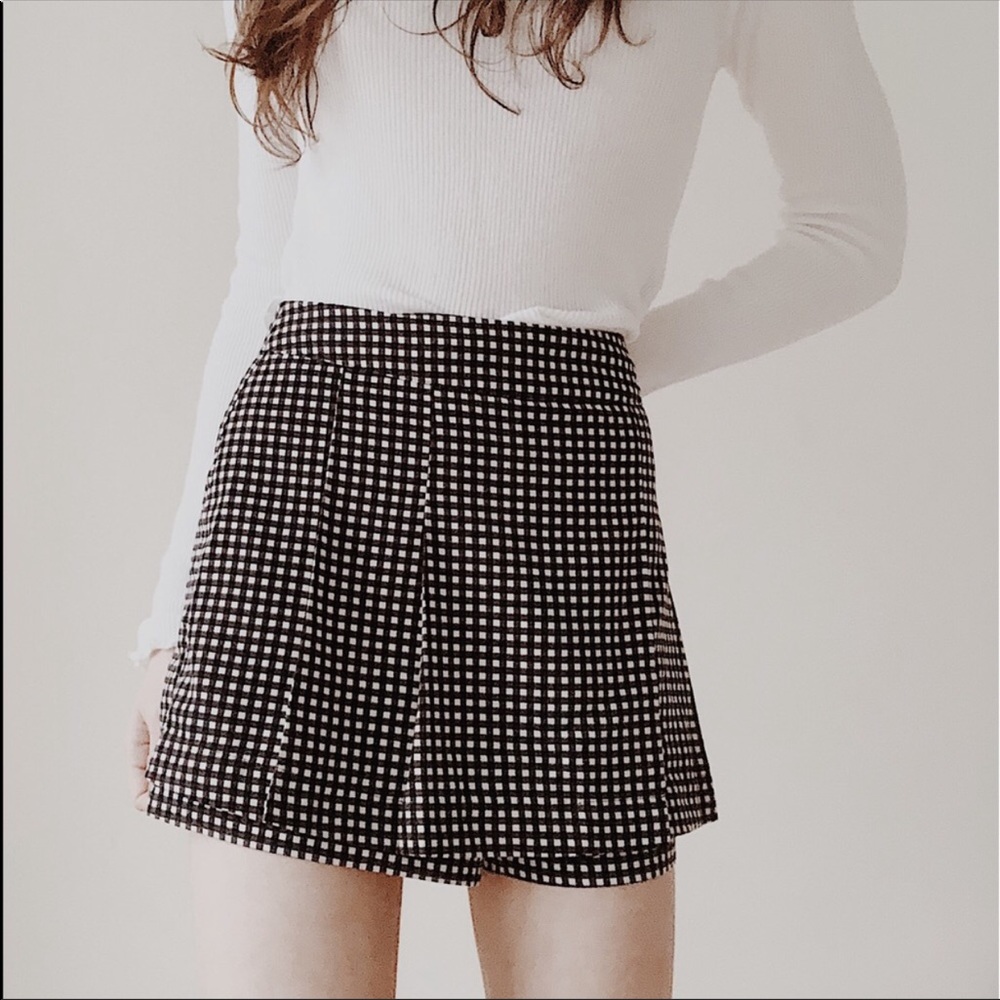 Top Shop Gingham Black and White Skort